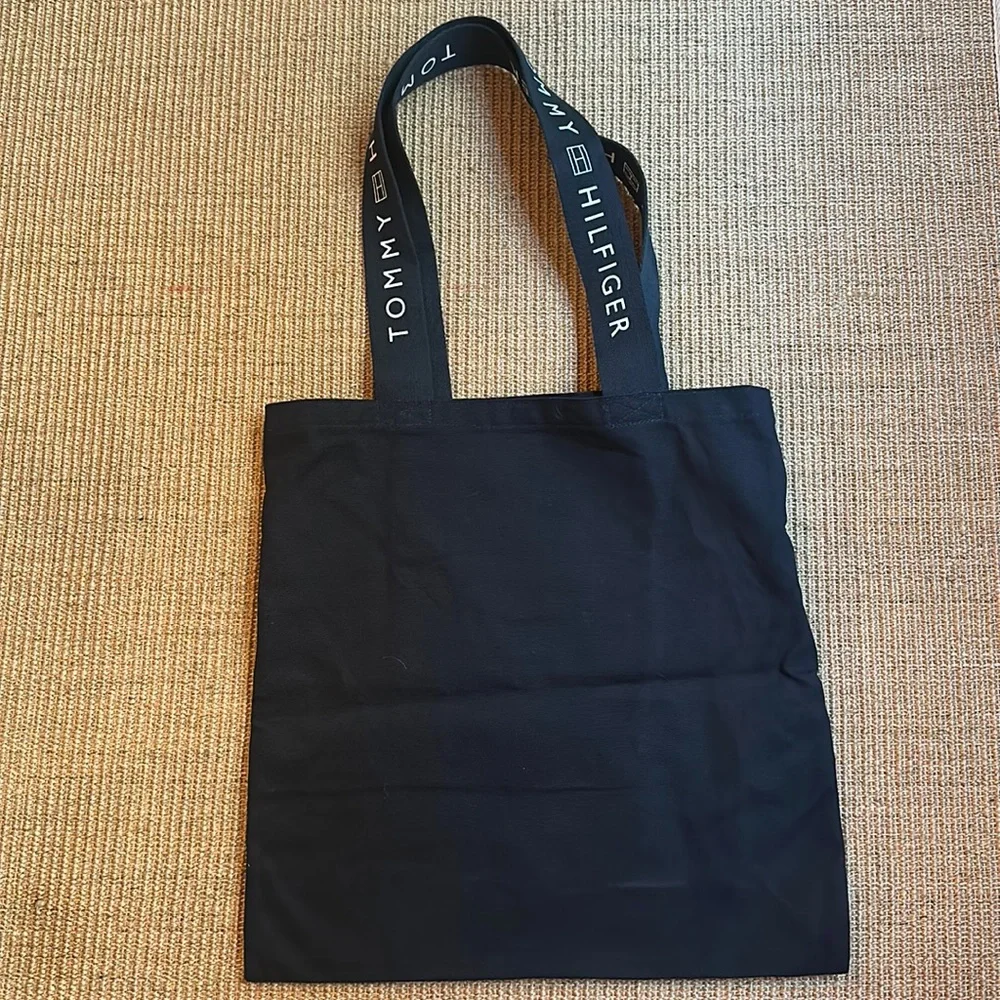 Tommy Hilfiger Mercedes AMG Petronas F1 team souvenir tote black cotton 17in